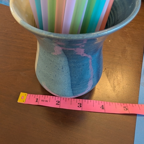 Two-Tone Ceramic Vase - Picture 15 of 15